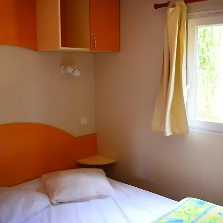 Camping Le Val D'herault 4*