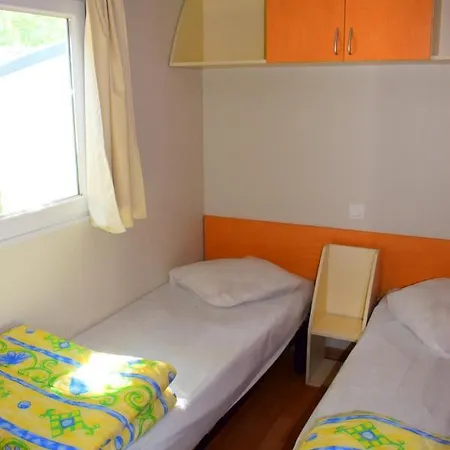 Kemp Camping Le Val D'herault Brissac