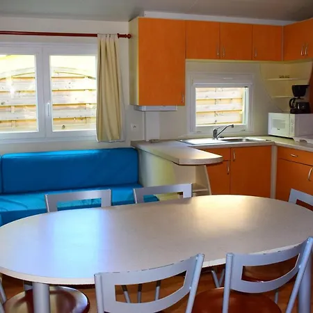 Camping Le Val D'herault 4*
